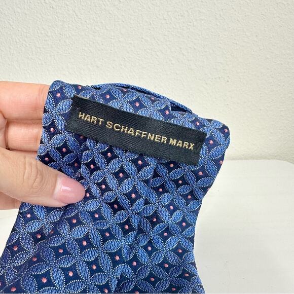 Hart Schaffner Marx Blue Patterned Men's Silk Tie - Picture 3 of 4